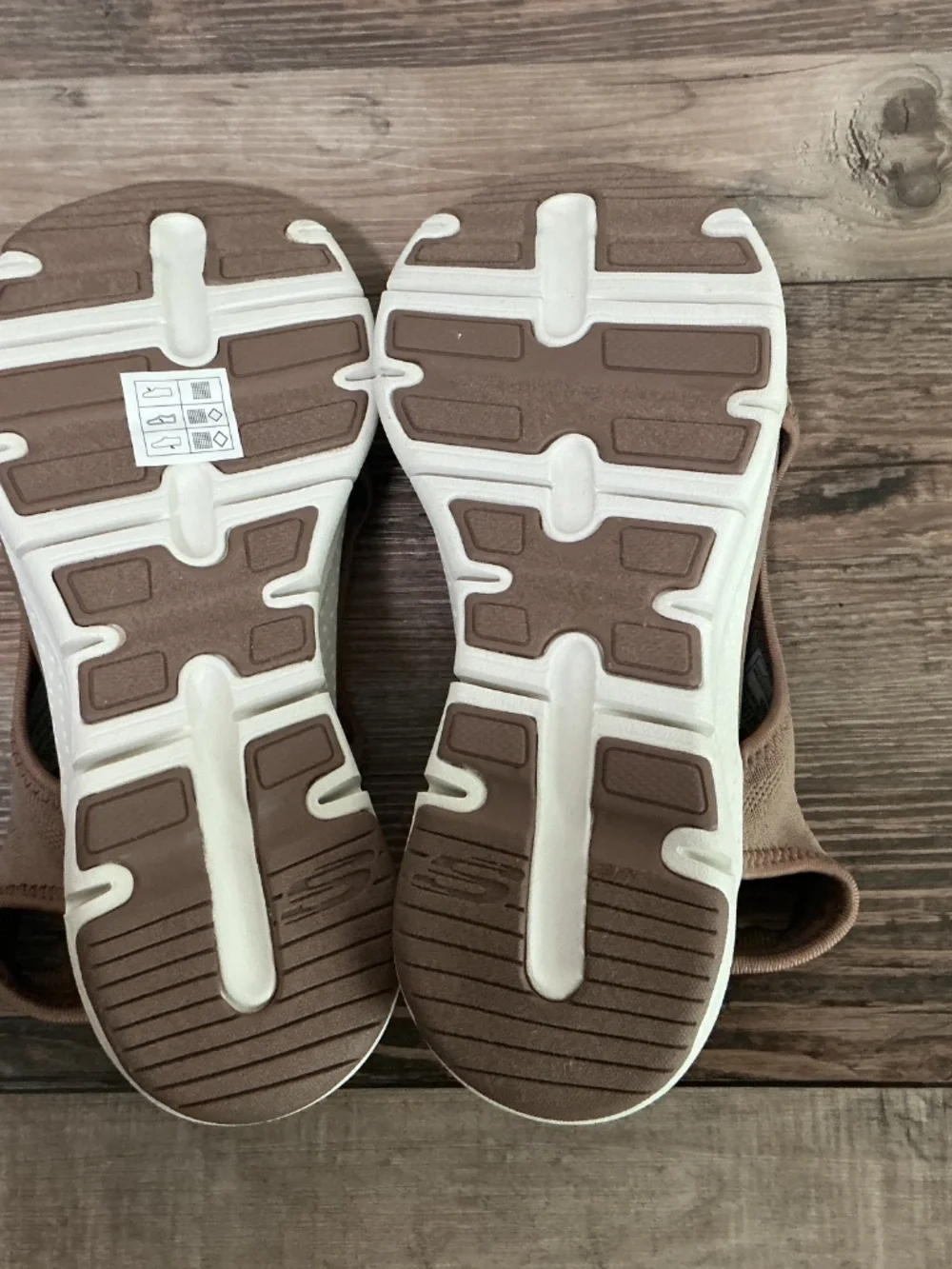Skechers Arch Fit City Catch Sandals - 6 - Picture 10 of 10